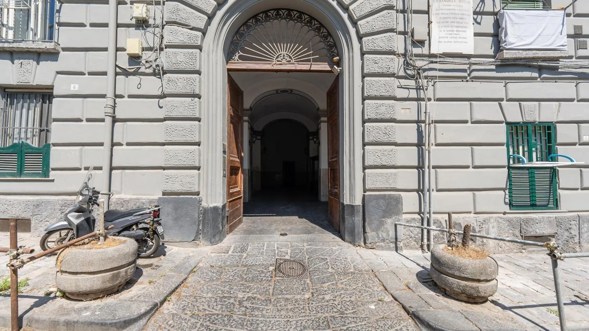 Calaba Centro Apartment Naples Italy