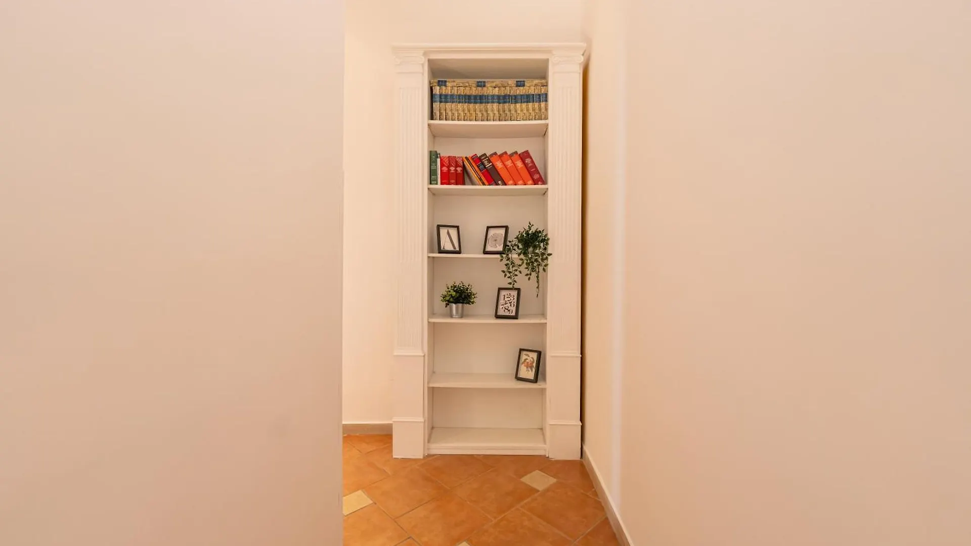 Calaba Centro Apartment Naples